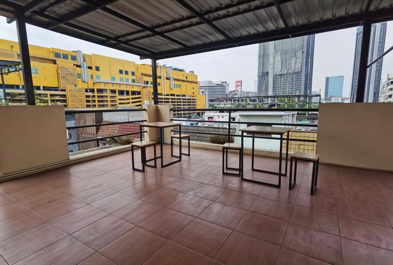 Td Bangkok Hotel Exterior photo