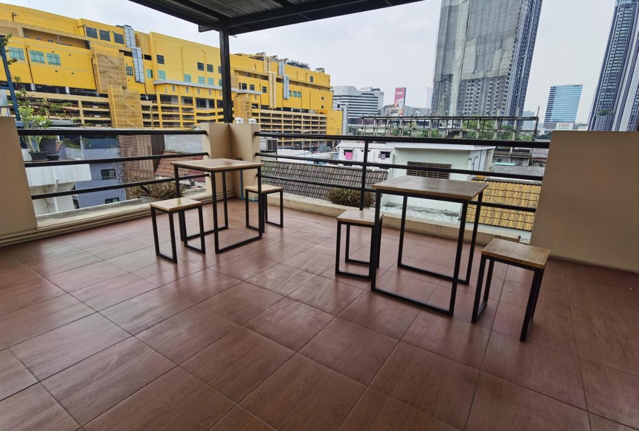 Td Bangkok Hotel Exterior photo